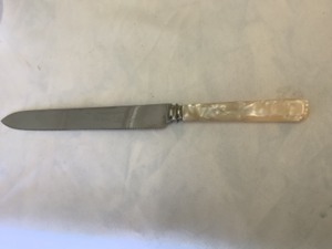 lot 123 image: Wedding Cake Knife