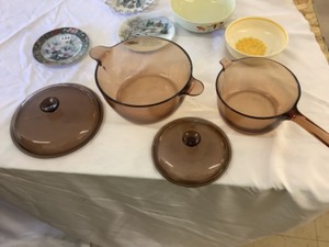 lot 134 image: Vintage Plates and Corning Wear