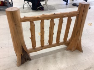 lot 150 image: Log 60x42 accent piece