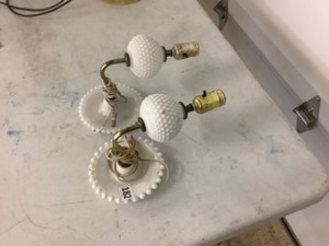 lot 182 image: Wall Mount Lights Set of 2