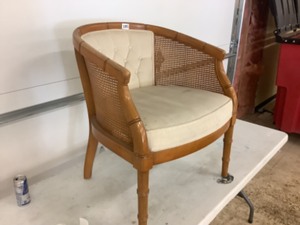 lot 185 image: Accent Chair