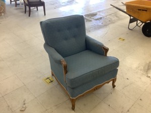 lot 171 image: Sofa Chair