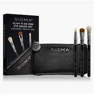 lot 10 image: Sigma Beauty Glam N Go Mini Eye Brush Set - 4pc
