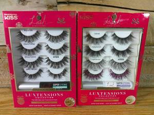 lot 55 image: Set of 2 Kiss Lash Extension Kit