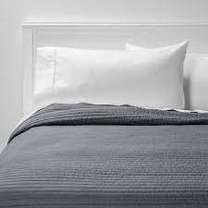 lot 107 image: Garment Washed Microfiber Quilt - Room Essentials-TwinTwin Extra Long-Charcoal