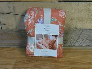 lot 123 image: Standard Floral Boho Reversible Printed Quilt Sham Bronze - Threshold