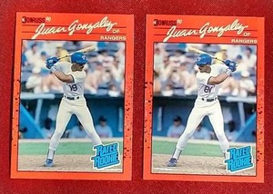 (2) 1990 Juan Gonzalez Rookie Cards - Regular & Reverse Error