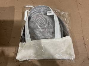 lot 188 image: Bee keeping veil