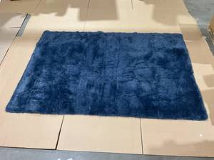 lot 109 image: 6 x 9 Blue Area Rug