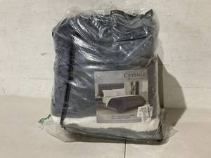 lot 327 image: Sherpa Fleece Blanket 60x80