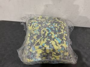 lot 448 image: 10 pounds memory foam pillow stuffing