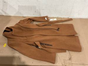 lot 9 image: Calvin Klein Wool Peacoat Camel SIZE SMALL