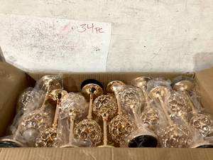 lot 488 image: LOT OF 34 Gold Crystal Holder