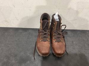 lot 593 image: Timberland Womens Ellendale Hiking Boot, Size 8.5