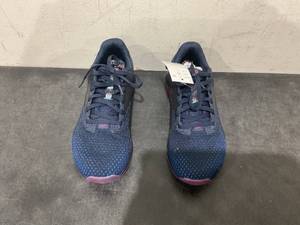 lot 596 image: Nano X3 Womens Shoes, Size 8