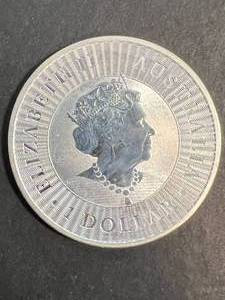 lot 14 image: 1 TROY OZ .9999 FINE SILVER 2020 AUSTRALIAN KANGAROO