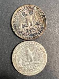 lot 24 image: 2 US WASHINGTON QUARTERS 1961P-D