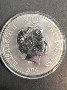 lot 37 image: 1 TROY OZ .999 FINE SILVER 2014 FIJI ROUND IN AIRTITE