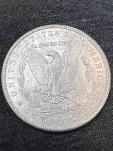 lot 39 image: 1900 US MORGAN SILVER DOLLAR