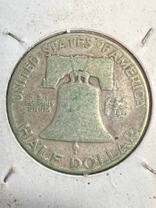 lot 71 image: 1948 US FRANKLIN HALF DOLLAR