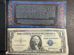 lot 79 image: 1935 BLUE SEAL $1 SILVER CERTIFICATE DEPRESSION ERA