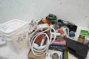 lot 5 image: Hardware Lot