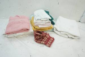 lot 44 image: Towels