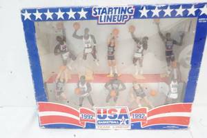 lot 76 image: 1992 USA Basketball Team Line Up