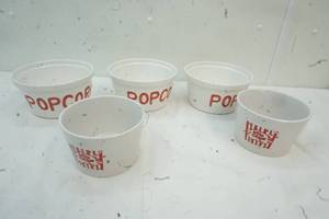lot 78 image: Popcorn Bowls