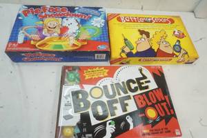 lot 100 image: Board Games
