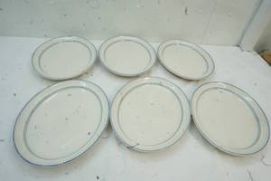 lot 106 image: 6-Gothic Homer Laughlin Large China serving plates