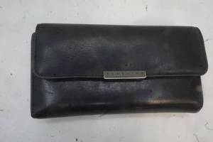 lot 172 image: Used Black Wallet