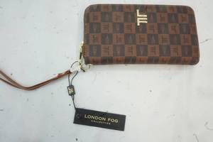 lot 173 image: New Brown Wallet