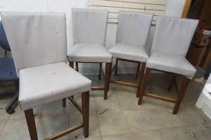 lot 184 image: 4 Gray Leather Bar Stools