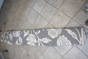 lot 185 image: Large Area Rug