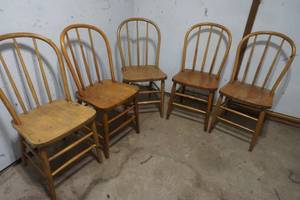 lot 201 image: 5 Vintage wood dining Chairs