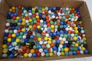 lot 229 image: Vintage Jar & Marbles