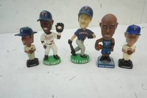 lot 239 image: 5- Mini Bobble Heads