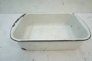 lot 243 image: Vintage Enamel Wash Bin