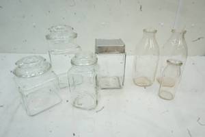 lot 302 image: Glass Jars