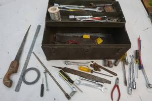 lot 363 image: Tin Tool Box with Variety Of Tools