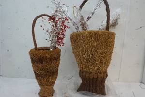 lot 375 image: Wicker Baskets
