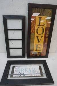 lot 382 image: Wall Decor
