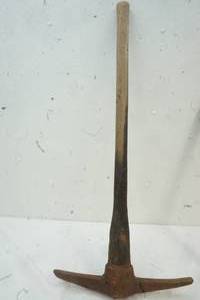 lot 448 image: Pick Axe