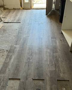 lot 200 image: Vinyl Plank Flooring