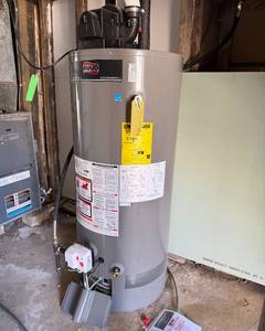 lot 181 image: Natural Gas Water Heater