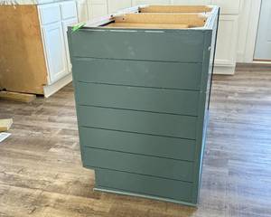 lot 185 image: Kitchen Island Cupboard