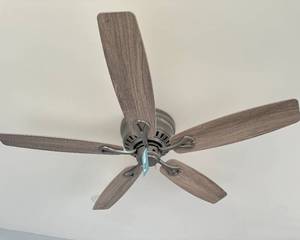 lot 4 image: Pewter Hunter Ceiling Fan