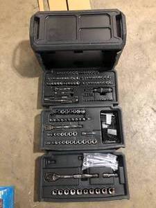 lot 10 image: Husky Mechanics Tool Set (270-Piece)   Customer Returns See Pictures