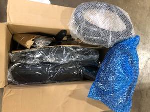 lot 19 image: Best Seller LACOO Big and Tall Black Leather High Back Executive Chair with Swivel Seat    Customer Returns See Pictures